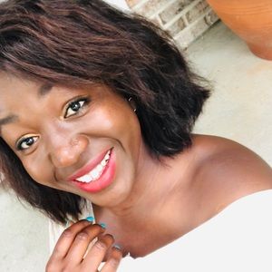 Meet your Posher, Roselyn